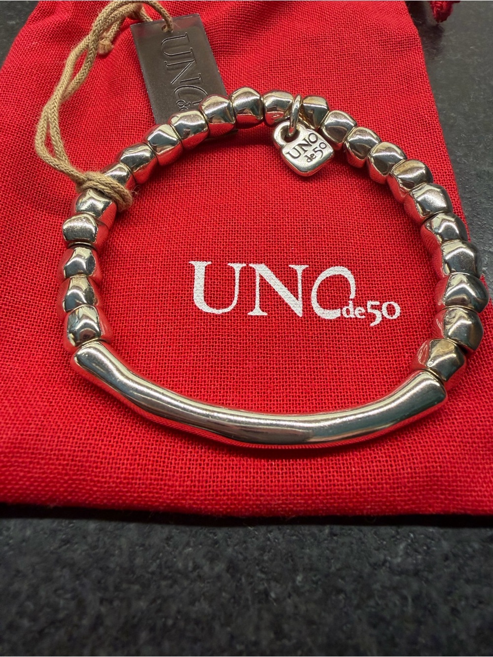 UNO de 50 Polished Silver Bead Bar Bracelet